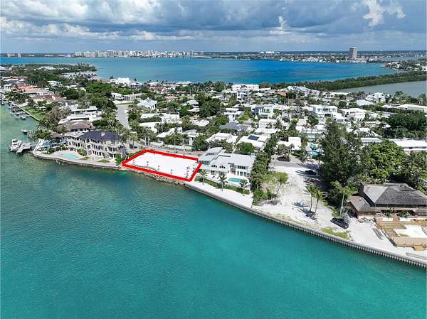 0.27 Acres of Residential Land for Sale in Sarasota, Florida