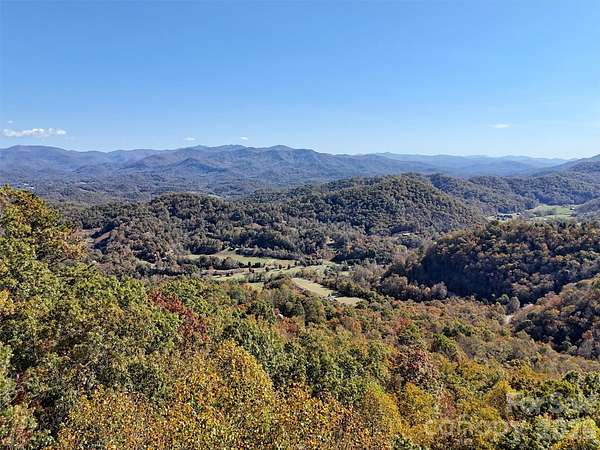 1 Acre of Residential Land for Sale in Whittier, North Carolina