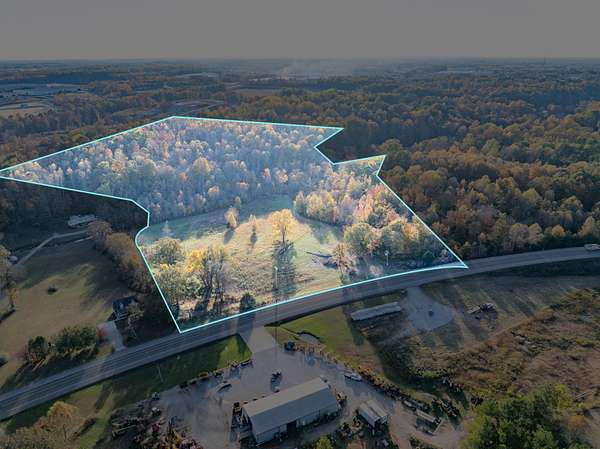 27.3 Acres of Land for Sale in Burns, Tennessee