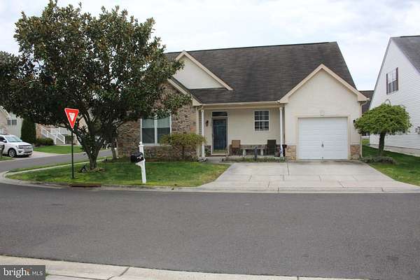 0.13 Acres of Residential Land with Home for Sale in Woodbury, New Jersey