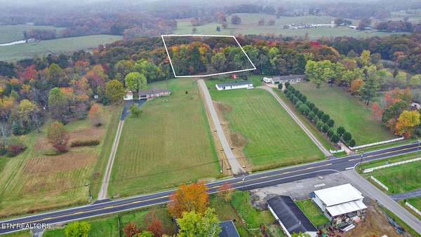 7.5 Acres of Residential Land for Sale in Jamestown, Tennessee
