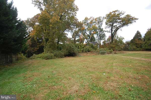 1.45 Acres of Residential Land for Auction in Vienna, Virginia
