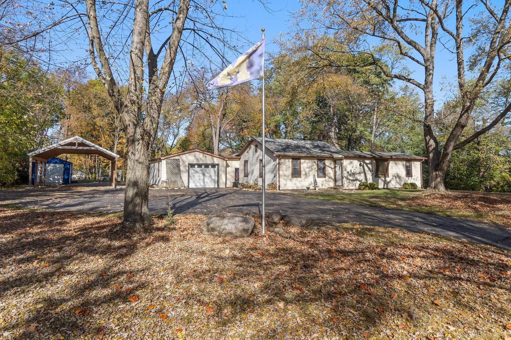 1.5 Acres of Residential Land with Home for Sale in Jackson, Michigan