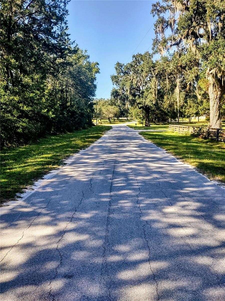 4.77 Acres of Residential Land for Sale in Williston, Florida