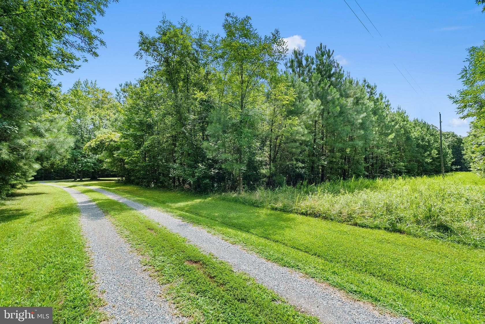 10 Acres of Residential Land for Sale in Bowling Green, Virginia