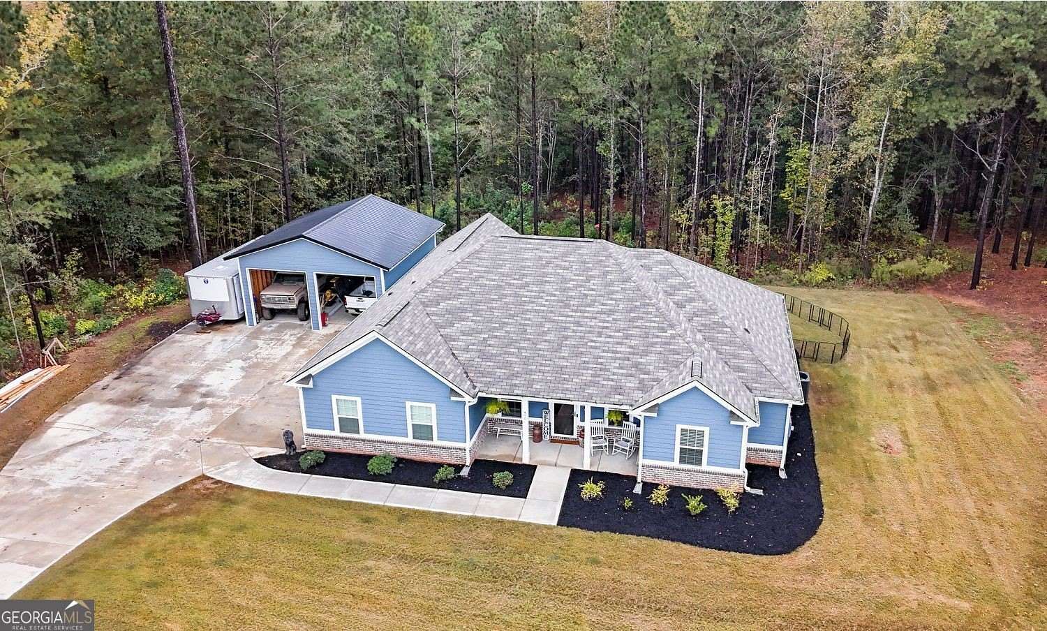 3.17 Acres of Residential Land with Home for Sale in Forsyth, Georgia