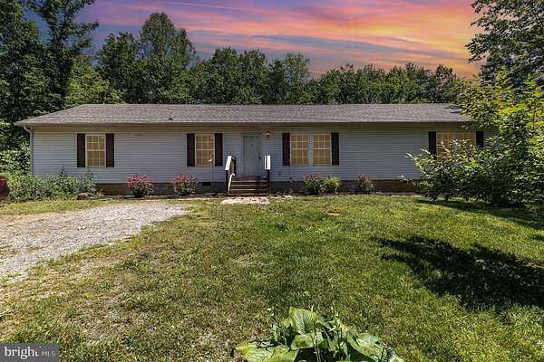 1.86 Acres of Residential Land with Home for Sale in Locust Grove, Virginia