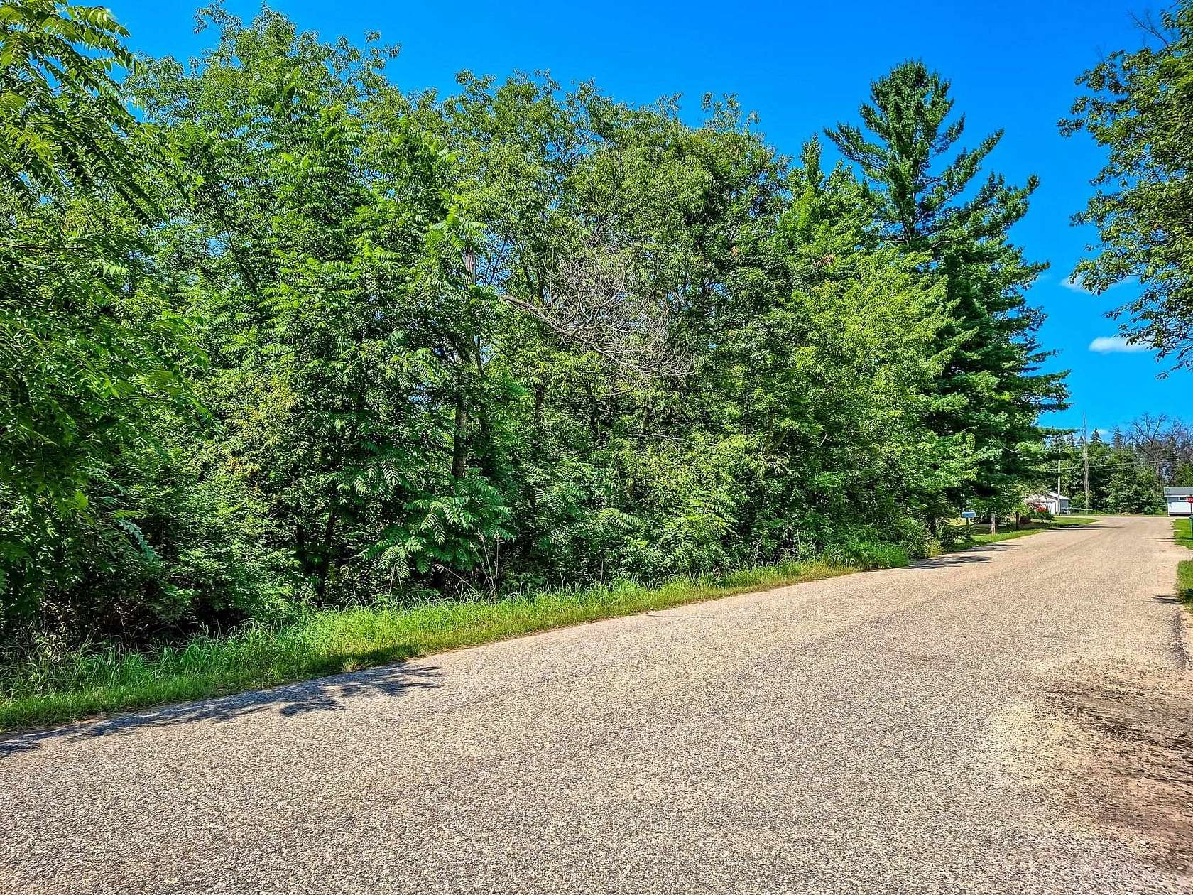 0.91 Acres of Residential Land for Sale in Harrison, Michigan