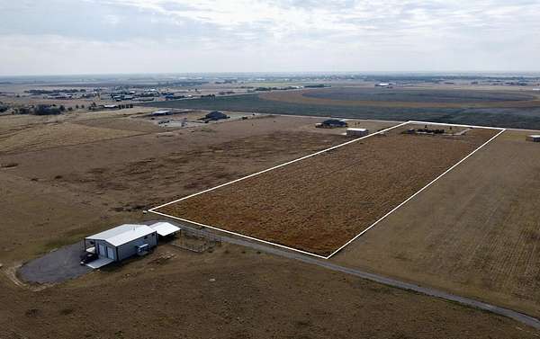 10 Acres of Land for Sale in Idalou, Texas