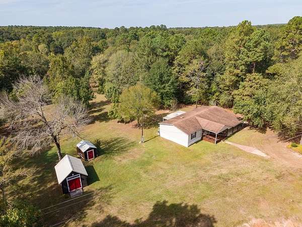 2.46 Acres of Residential Land with Home for Sale in Etoile, Texas