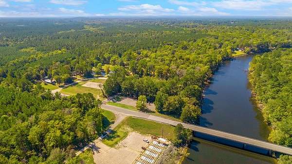 1.32 Acres of Residential Land for Sale in Jasper, Texas