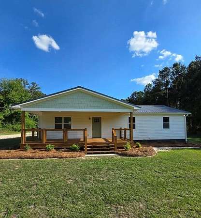 10 Acres of Land with Home for Sale in Pelham, Georgia