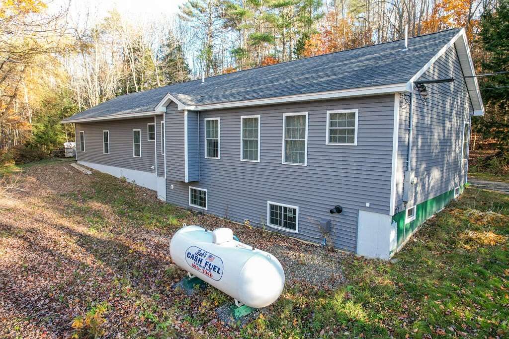 1.83 Acres of Residential Land with Home for Sale in Farmington, Maine
