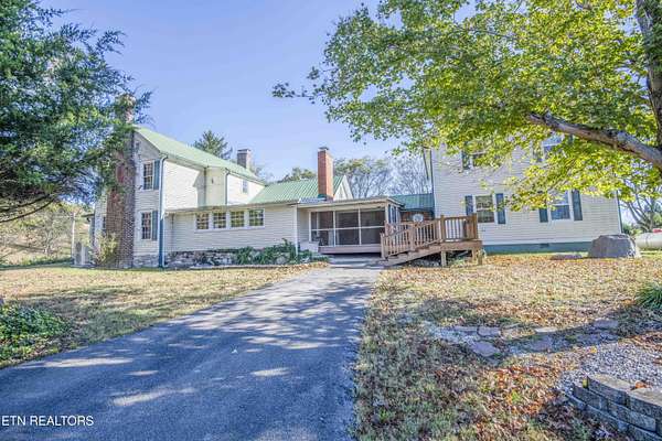 2.79 Acres of Residential Land with Home for Sale in Rockford, Tennessee