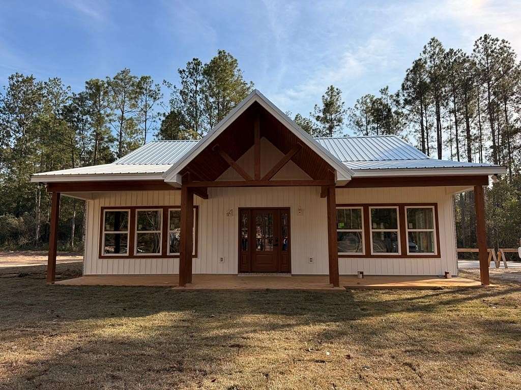 2.7 Acres of Residential Land with Home for Sale in Carriere, Mississippi