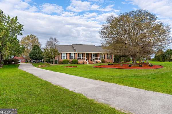 5.79 Acres of Land with Home for Sale in Newborn, Georgia