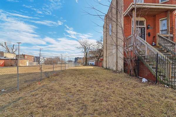 0.08 Acres of Land for Sale in Chicago, Illinois