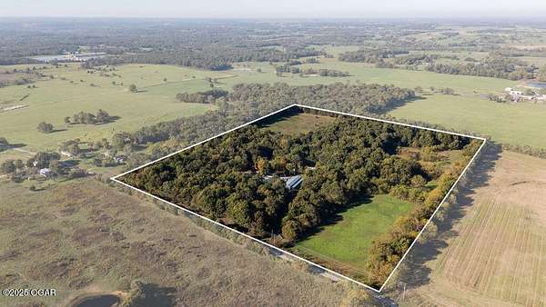 30 Acres of Improved Land for Sale in Verona, Missouri