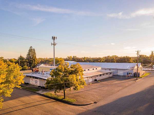 1.7 Acres of Improved Mixed-Use Land for Sale in Red Bluff, California