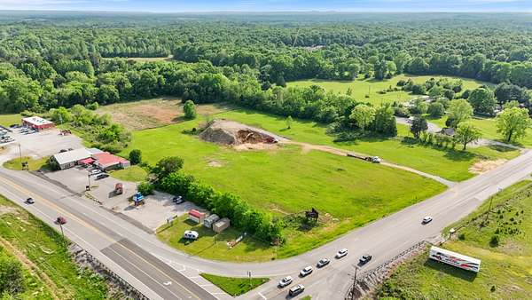 8.84 Acres of Commercial Land for Sale in Chapel Hill, Tennessee
