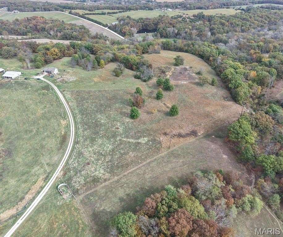 10 Acres of Residential Land for Sale in Lewistown, Missouri