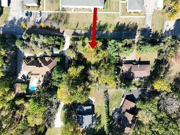 0.55 Acres of Residential Land for Sale in Bloomfield Hills, Michigan