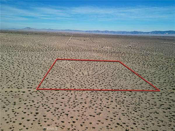 10 Acres of Residential Land for Sale in Joshua Tree, California