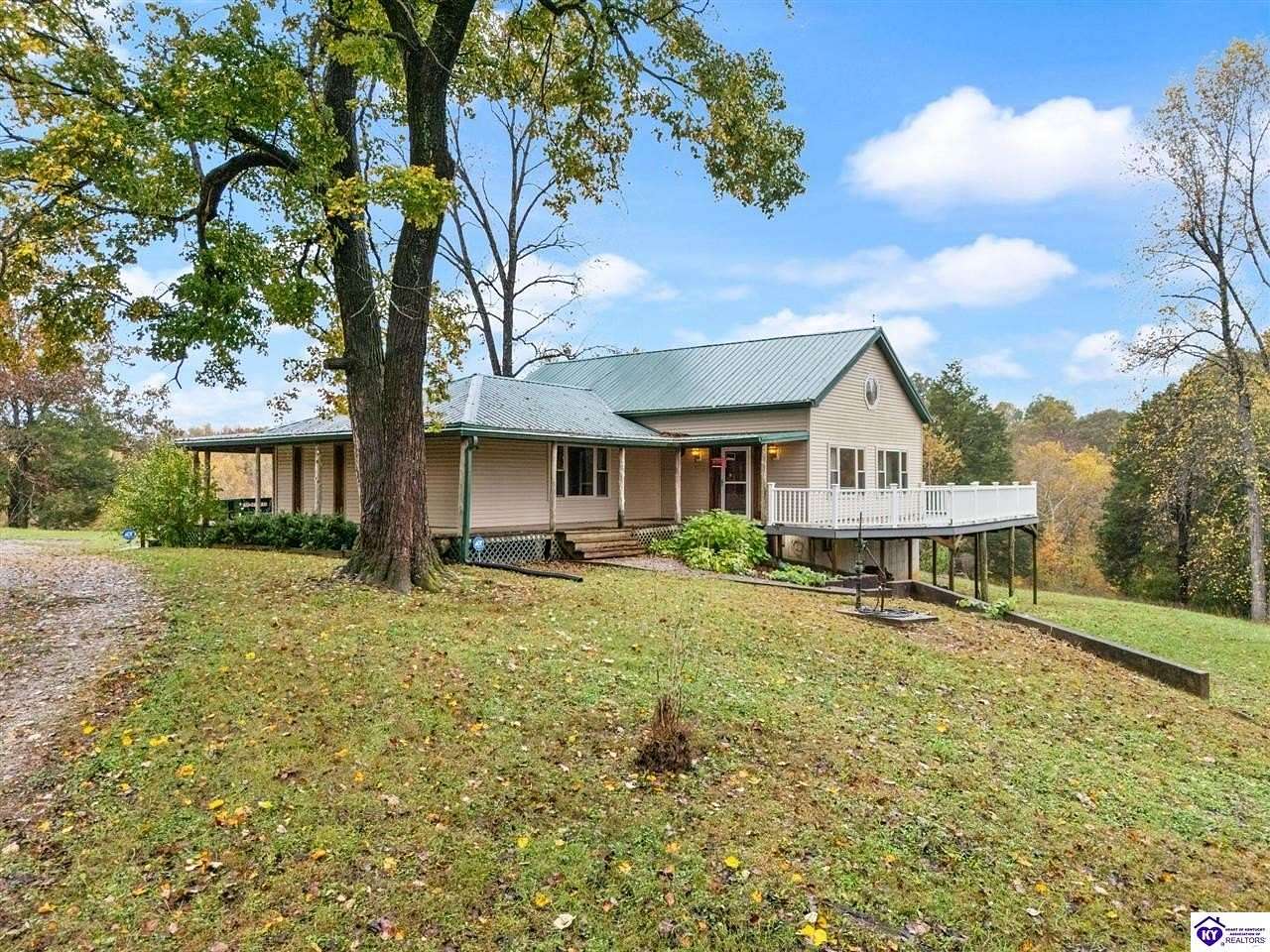 39.8 Acres of Land with Home for Sale in Summersville, Kentucky