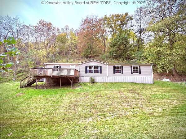 14.7 Acres of Land with Home for Sale in Charleston, West Virginia