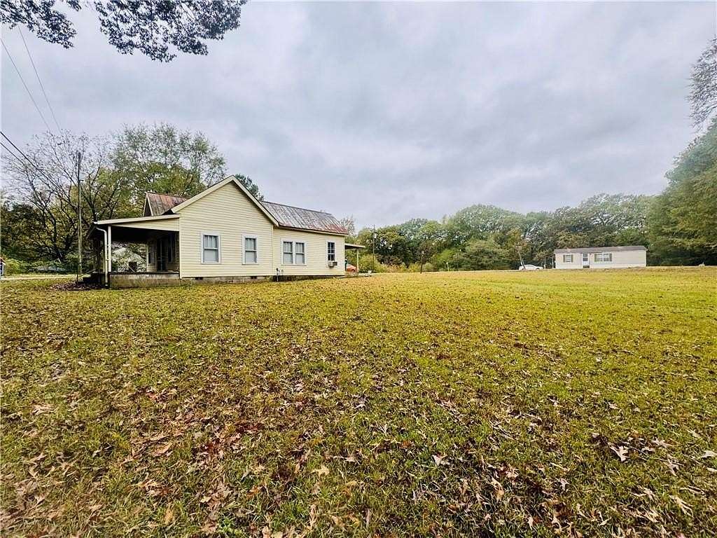 1.84 Acres of Residential Land with Home for Sale in Kingston, Georgia