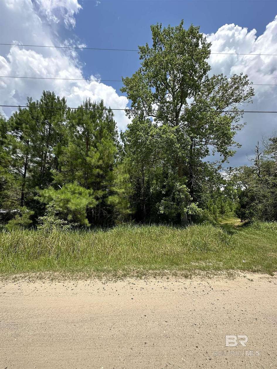 1.27 Acres of Residential Land for Sale in Chunchula, Alabama