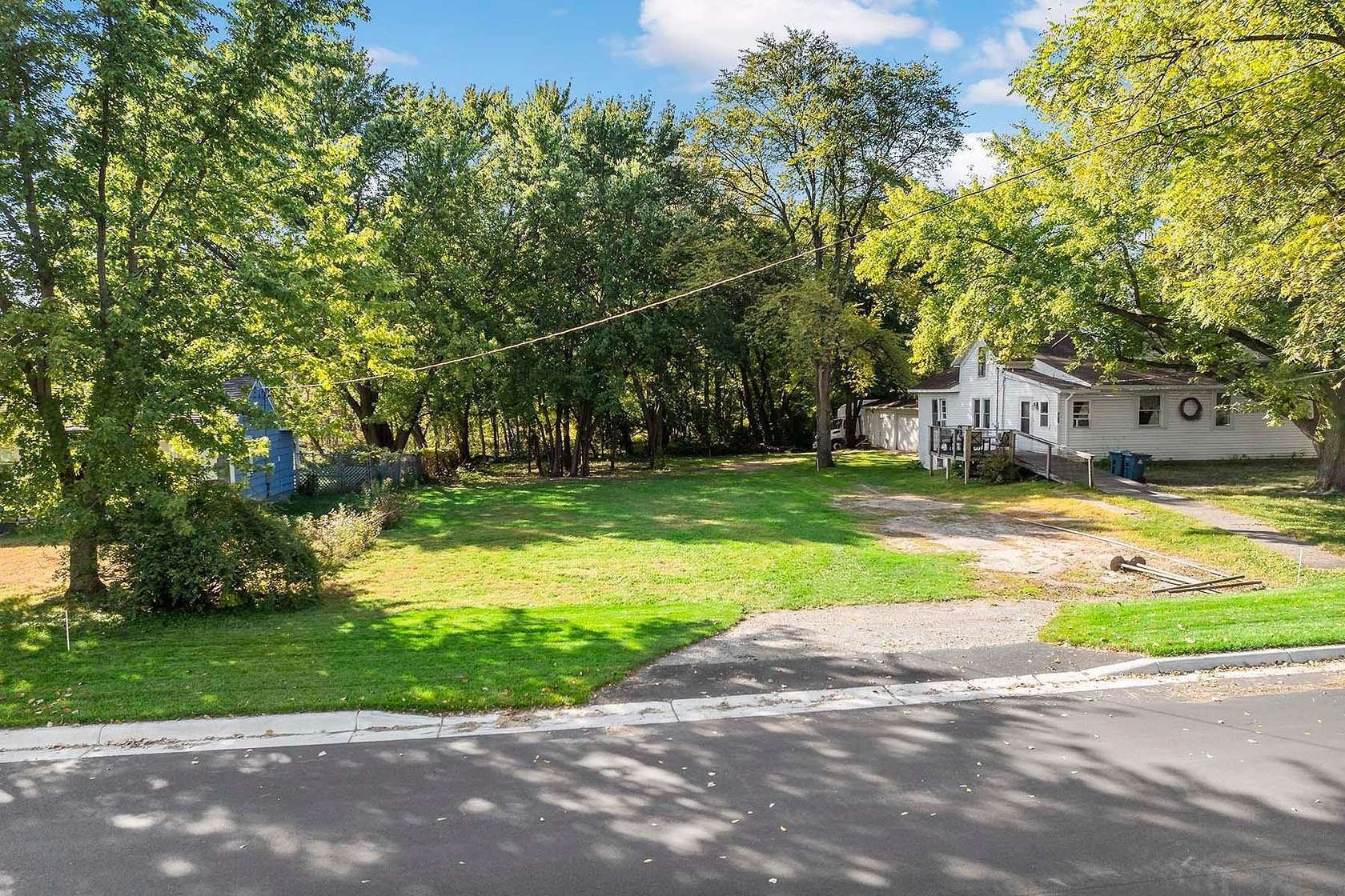 0.25 Acres of Residential Land for Sale in White Bear Lake, Minnesota