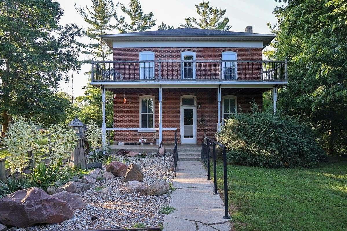 40.2 Acres of Land with Home for Sale in Pierceton, Indiana