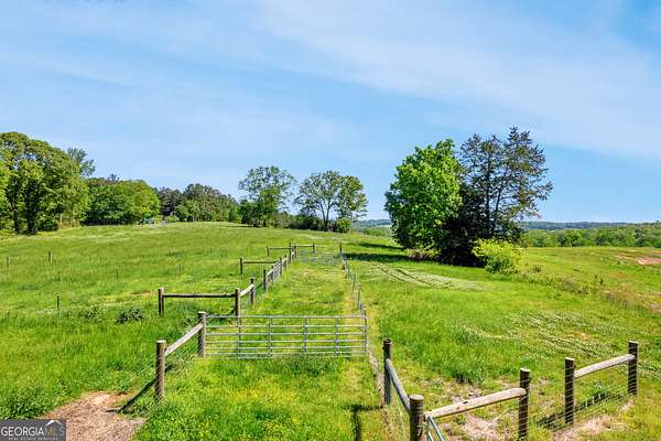 119 Acres of Agricultural Land for Sale in Toccoa, Georgia