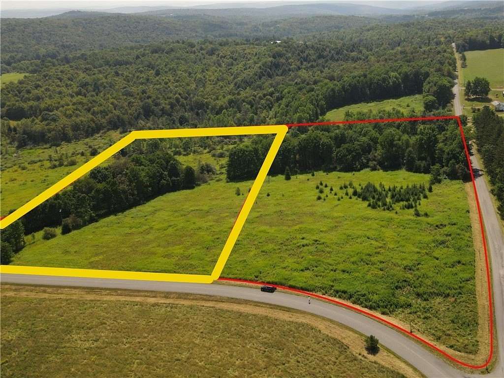 6 Acres of Improved Residential Land for Sale in Pittsfield, New York