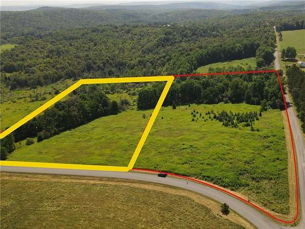 6 Acres of Improved Residential Land for Sale in Pittsfield, New York