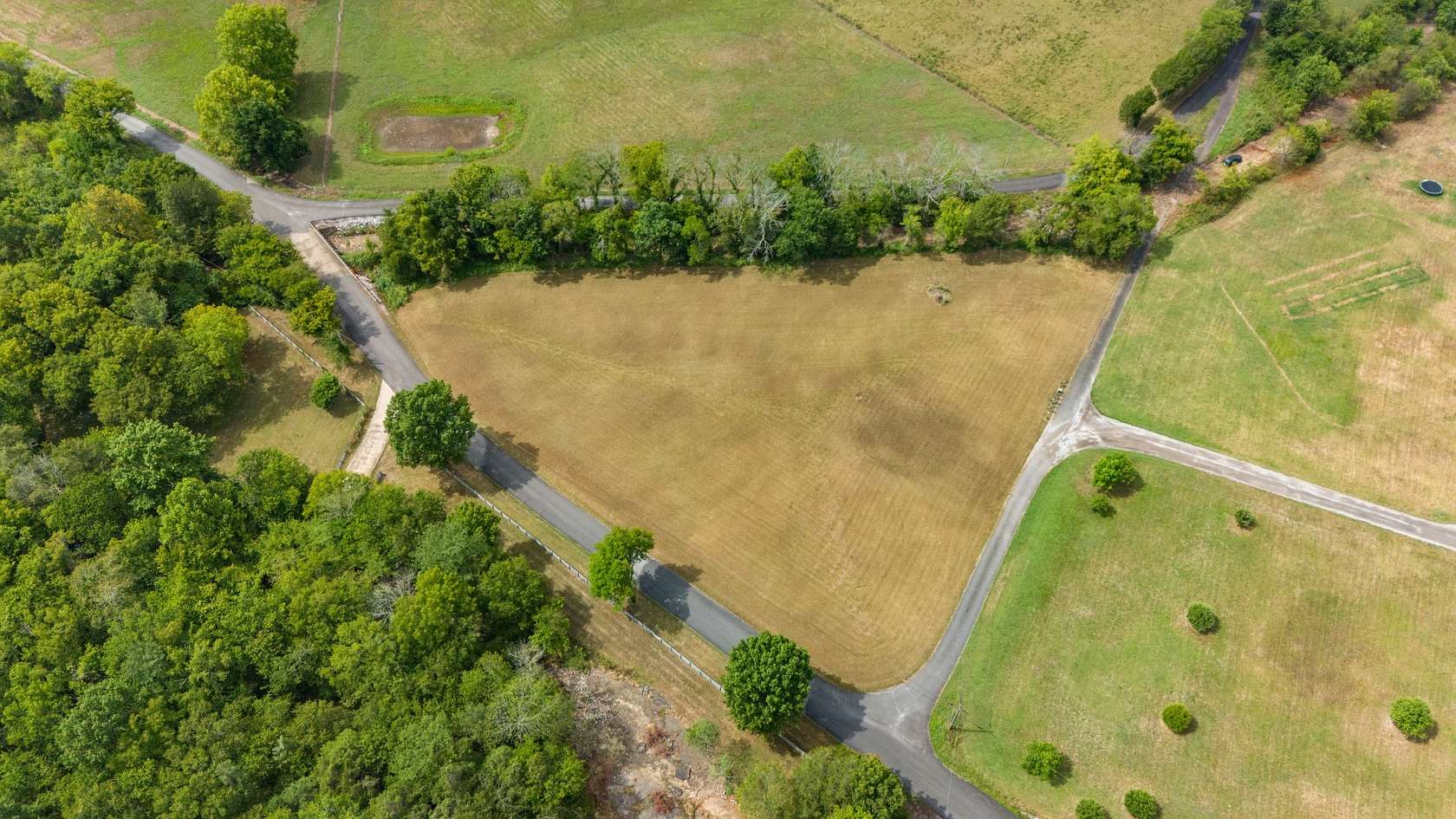 2.4 Acres of Residential Land for Sale in Watertown, Tennessee