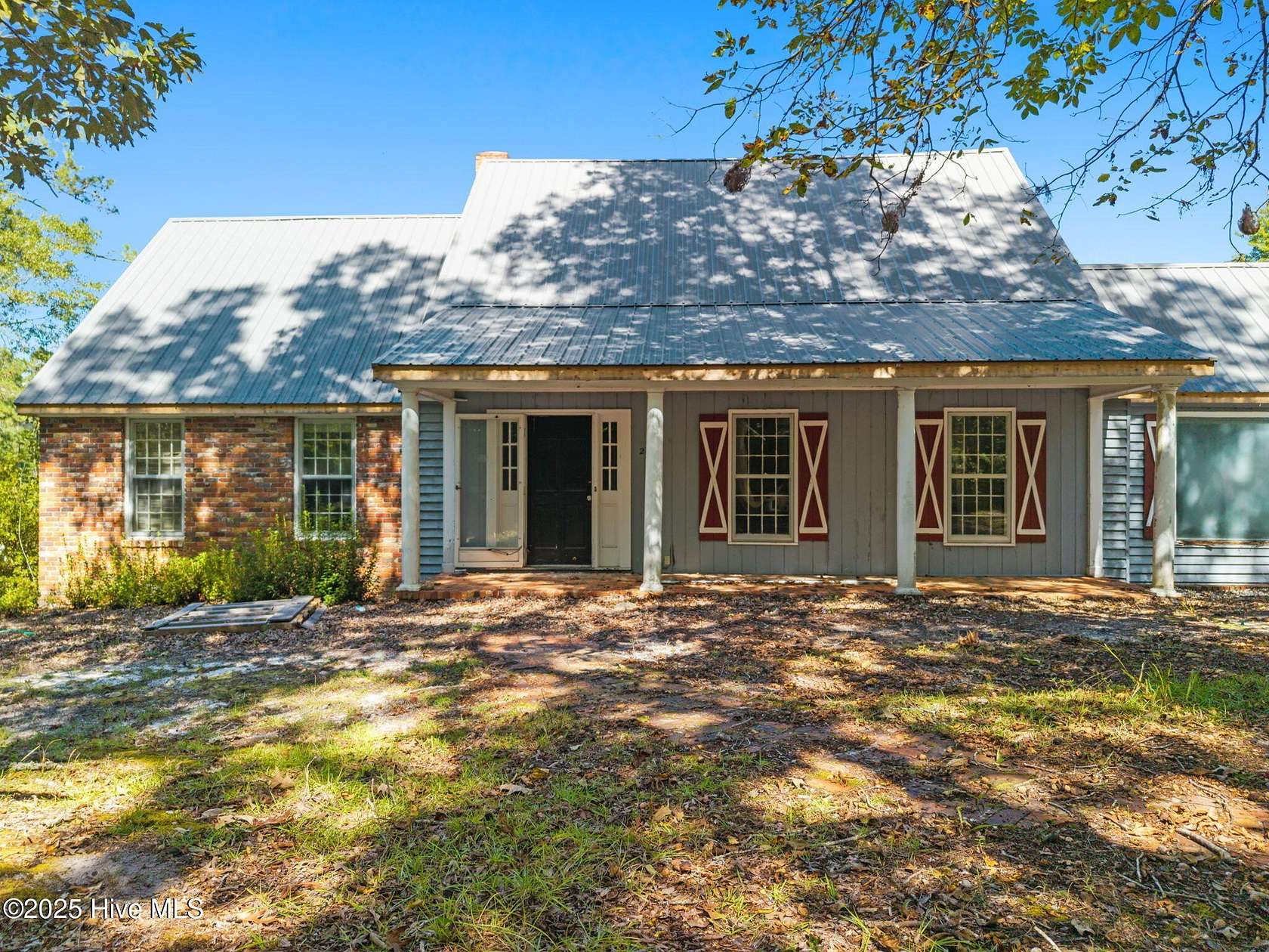 5.16 Acres of Residential Land with Home for Sale in Tabor City, North Carolina