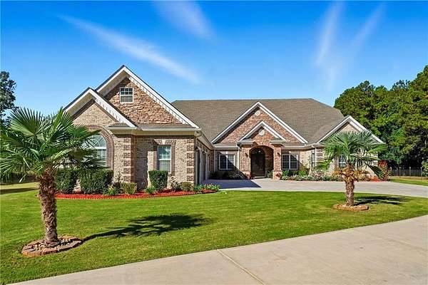 3.29 Acres of Improved Mixed-Use Land for Sale in Hampton, Georgia