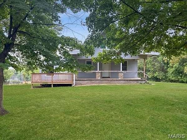 3.52 Acres of Residential Land with Home for Sale in Independence, Missouri