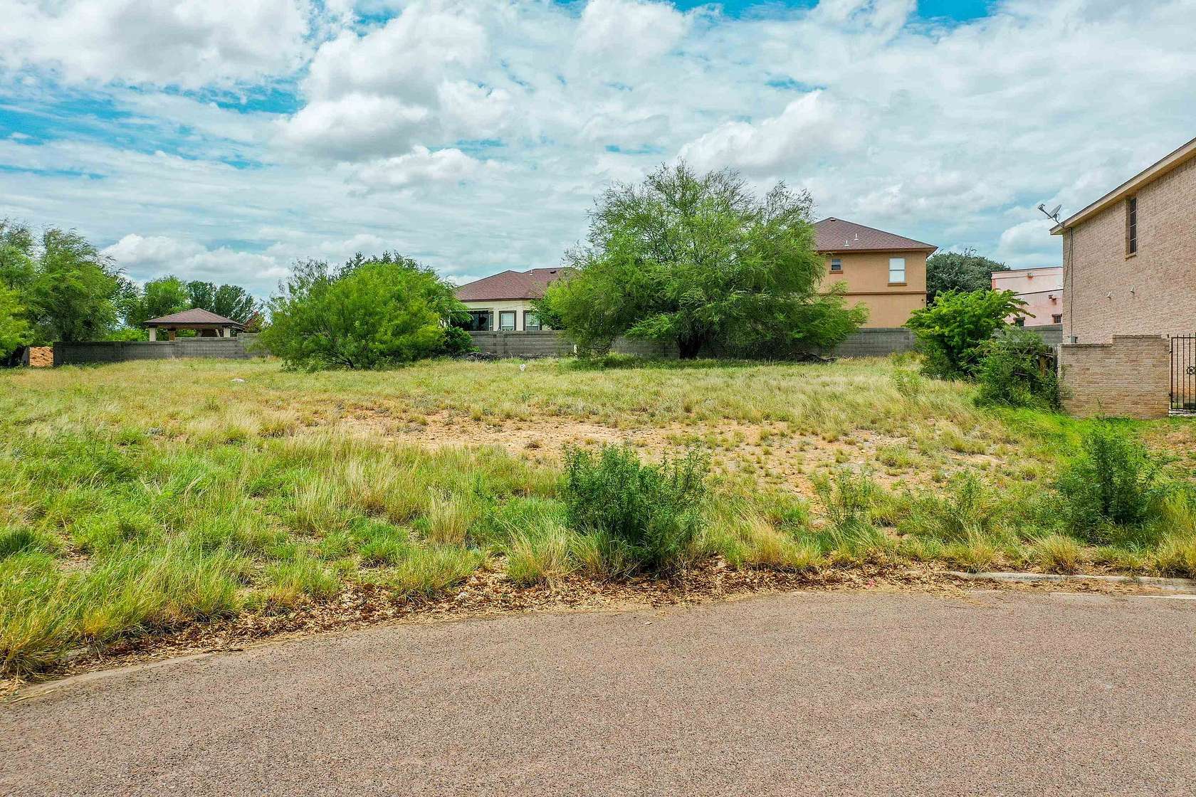 0.2 Acres of Residential Land for Sale in Laredo, Texas