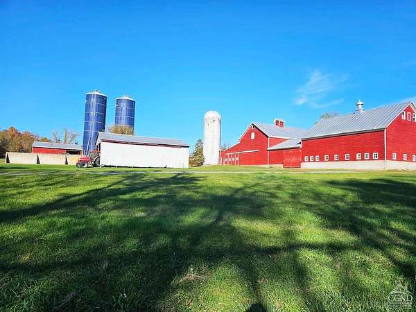 Land with Home for Sale in Hudson, New York