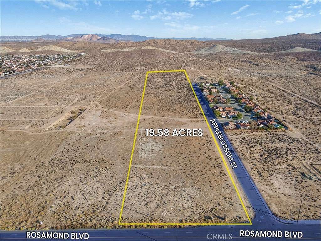 19.6 Acres of Land for Sale in Rosamond, California