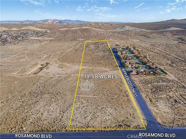 19.6 Acres of Land for Sale in Rosamond, California