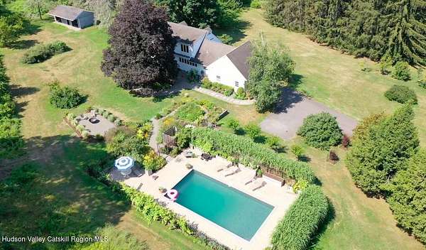 12.7 Acres of Land with Home for Sale in Hudson, New York