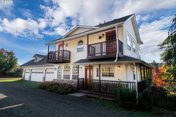 2 Acres of Residential Land with Home for Sale in Eugene, Oregon