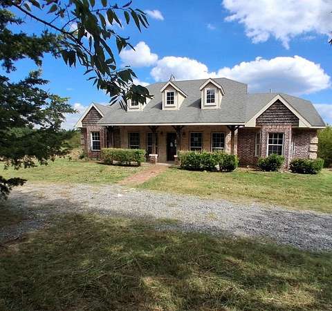 2.12 Acres of Residential Land with Home for Sale in Leonard, Texas