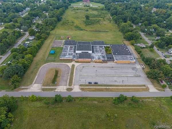 18.7 Acres of Mixed-Use Land for Sale in Flint, Michigan