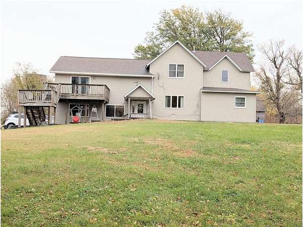 3.89 Acres of Residential Land with Home for Sale in Albert Lea, Minnesota