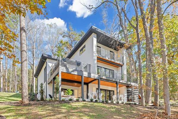 1.58 Acres of Residential Land with Home for Sale in Moneta, Virginia